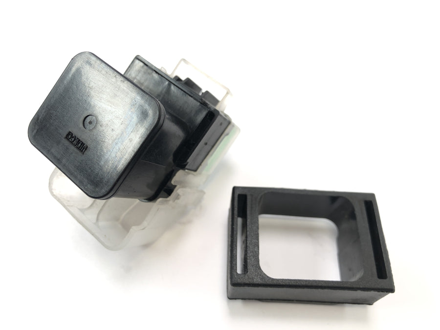 Suzuki VZ 1500 WVCU [2011] - Solenoid spouštěcího relé spouštěcího relé