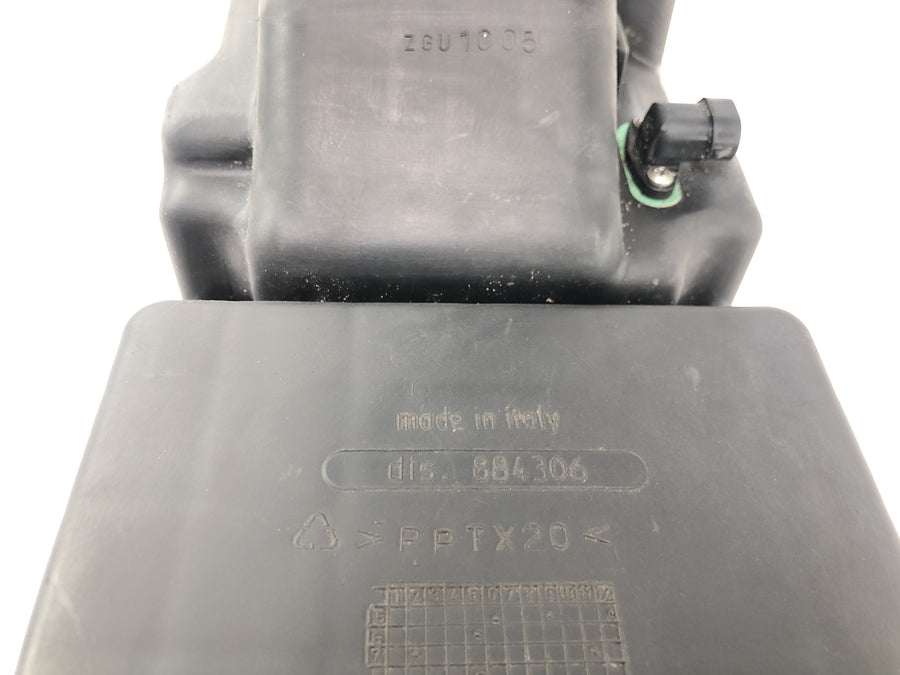 Moto Guzzi Stelvio 1200 8V [2016] - Skříň vzduchového filtru Skříň vzduchového filtru Sací skříň Airbox