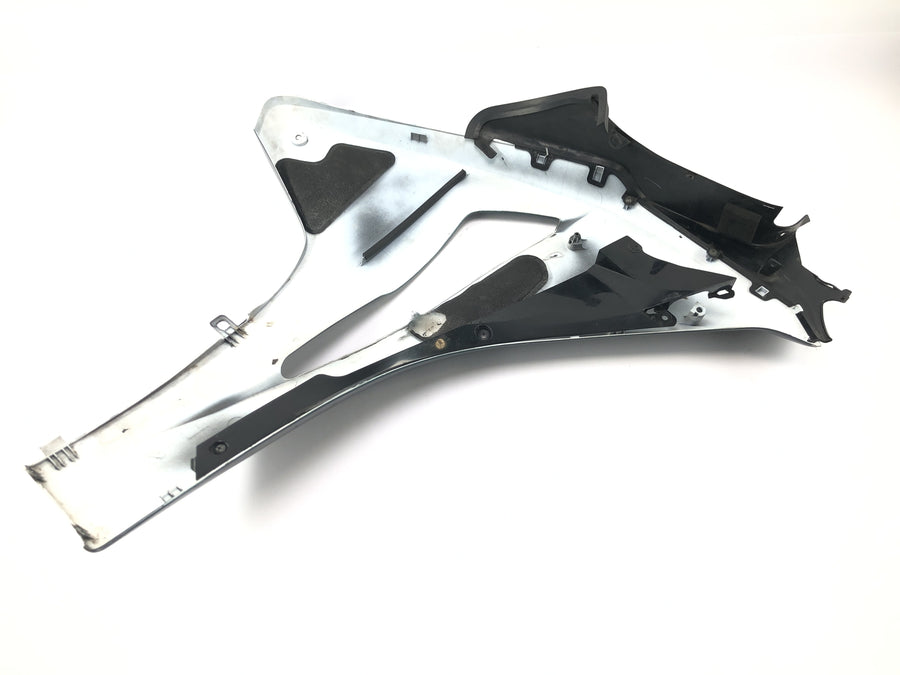 Honda CBR 1000 RR SC59 [2008] - Kapota levého bočního panelu