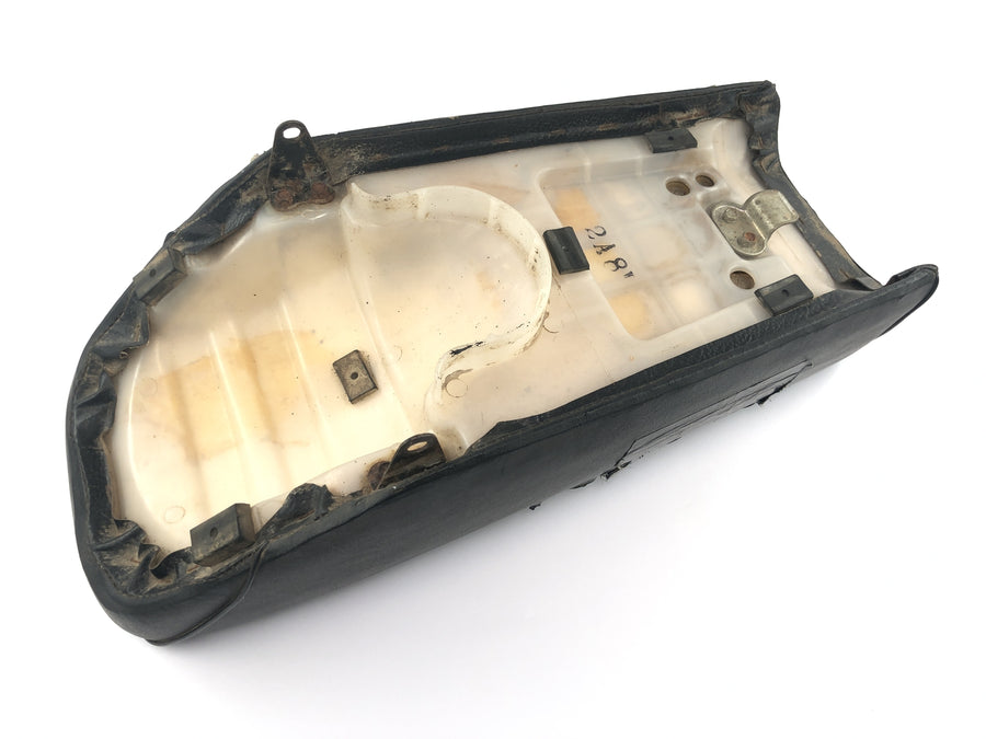 Yamaha DT 175 2K4 [1982] - Vadný potah lavice sedáku sedadla