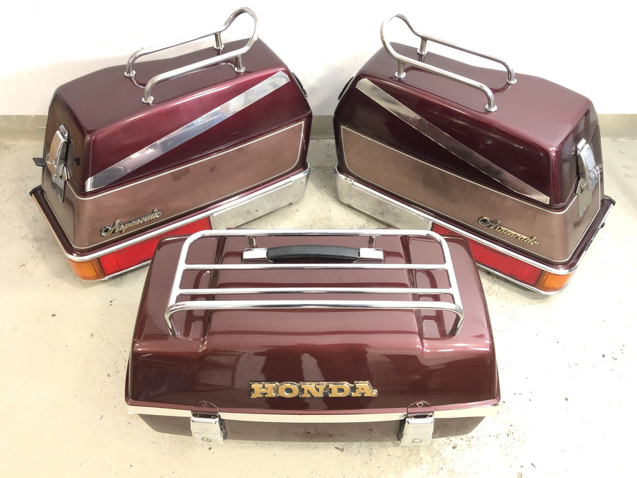 Honda Goldwing GL 1100 1200 SC02 [1980] - Sada kufru s horním pouzdrem