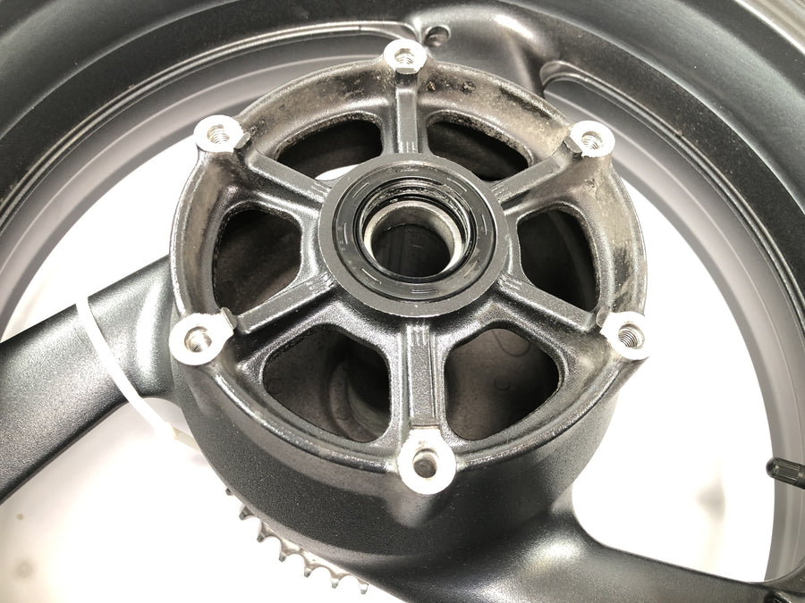 Yamaha XJR 1300 RP06 [2002] - Ráfek zadního kola 5,50 x 17"