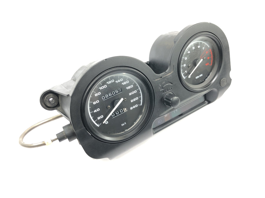 BMW R 1100 RT 259 [1999] - Tachometr v kokpitu přístrojové desky rychloměr