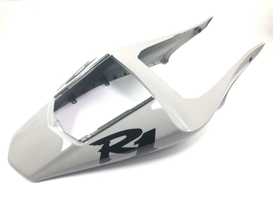 Yamaha YZF R1 RN04 [2001] - Kapota potahu sedla zadní kapotáže