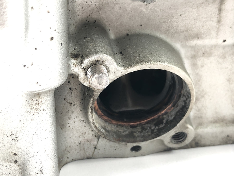 Suzuki GSF 1250 SA Bandit WVCH [2007] - Hlava ventilu hlavy válců