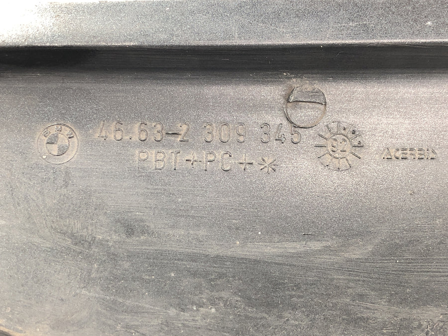BMW K 1100 LT [1993] - Kód barvy zadního levého bočního panelu 679