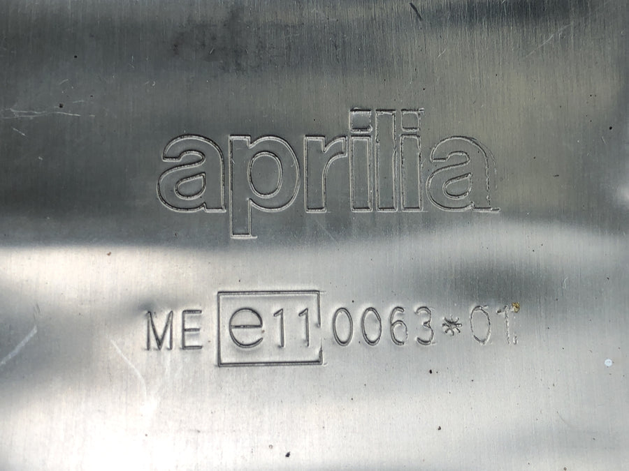 Aprilia Mille RSV 1000 ME [1999] - Tlumič výfuku