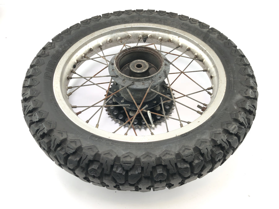 Honda XL 250 R MD03 [1993] - paprskové kolo zadního ráfku 2,15 x 17"