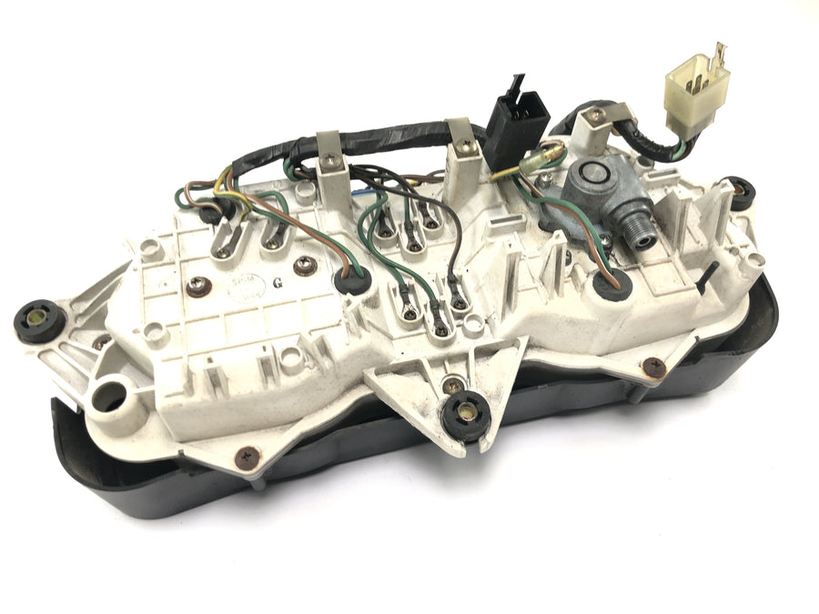 Honda ST 1100 SC26 Pan European [1990] - Přístrojová deska v kokpitu rychloměrné jednotky