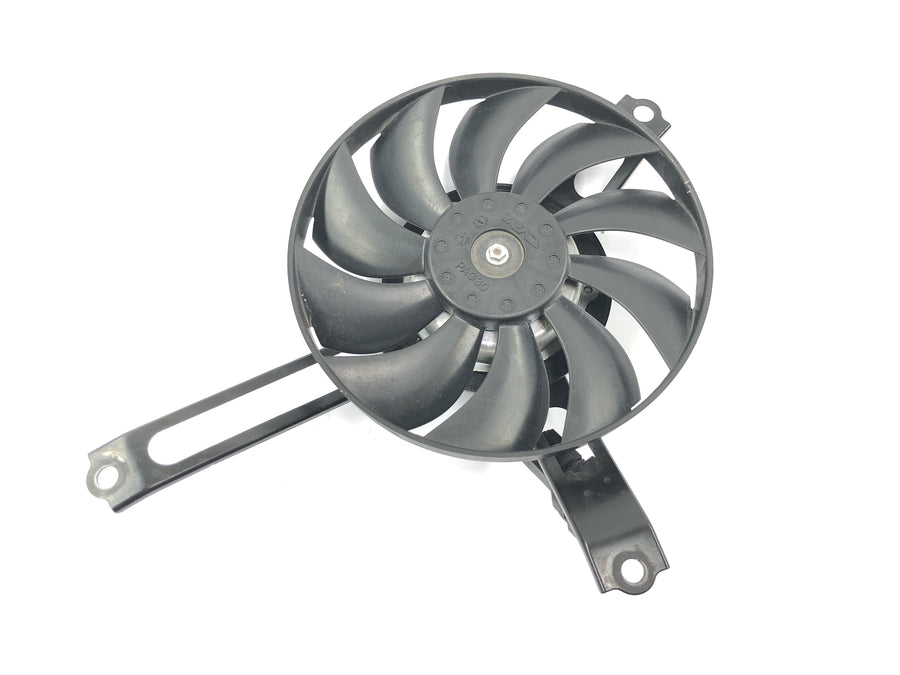 Honda CBR 1000 RR SC59 [2008] - Ventilátor chlazení ventilátoru chladiče