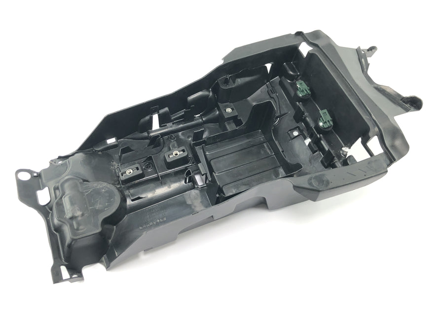 Honda CBR 1000 RR SC59 [2008] - Zadní vnitřní blatník zadní vnitřní panel