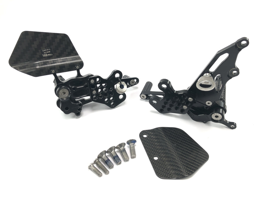 Suzuki GSX R 1000 WVB6 K6 [2006] - systém opěrky nohou Gilles Tooling se zprávou o opěrce nohou řidiče