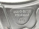 Moto Guzzi Stelvio 1200 8V [2016] - Systém opěrky nohou vpravo, opěrka nohou řidiče a opěrka nohou spolujezdce s držákem-5