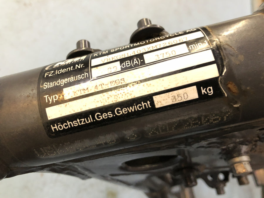 KTM 640 LC4 EGS [1999] - Rámový hlavní rám s registračním dokladem vozidla