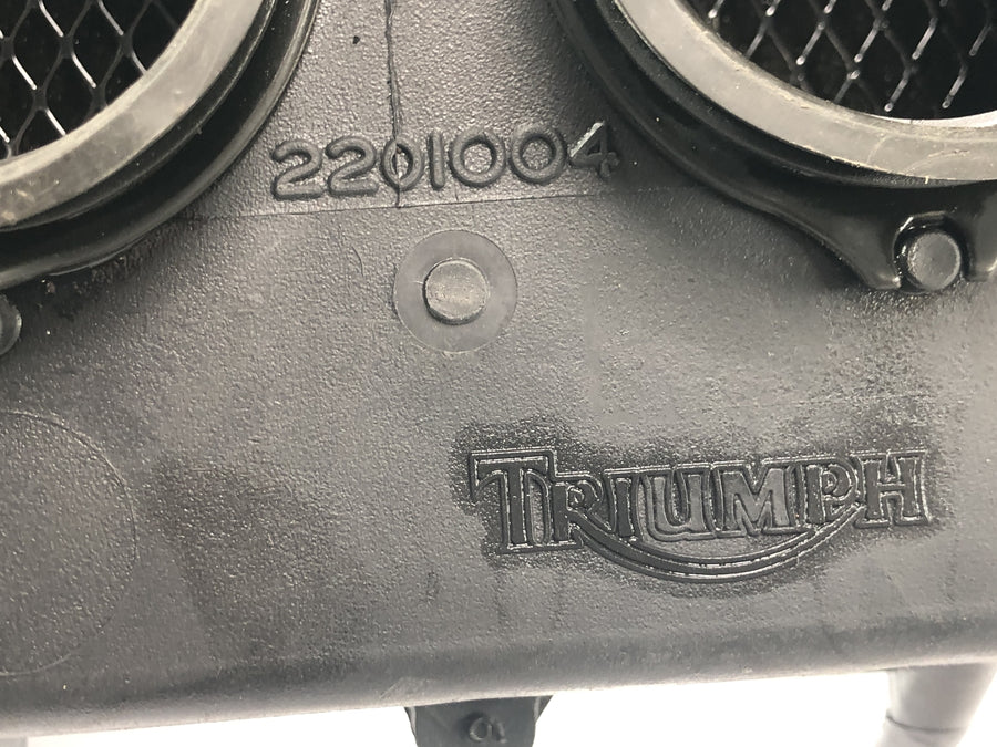 Triumph Daytona 1200 T300D [1994] - skříň vzduchového filtru skříň vzduchového filtru airbox