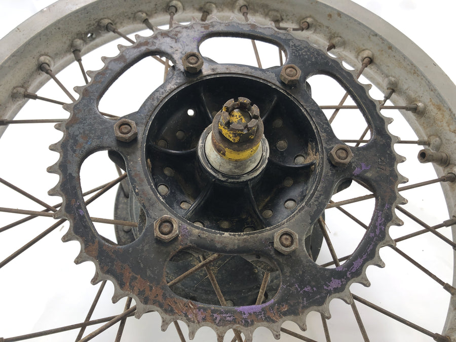 Yamaha XT 500 1U6 [1981] - Ráz zadního kola s brzdovým bubnem