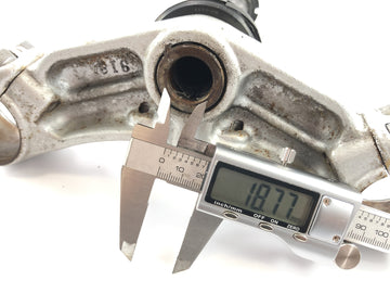 Kawasaki Zr7 Zr750F [1999] - Fork Bridge níže - 0