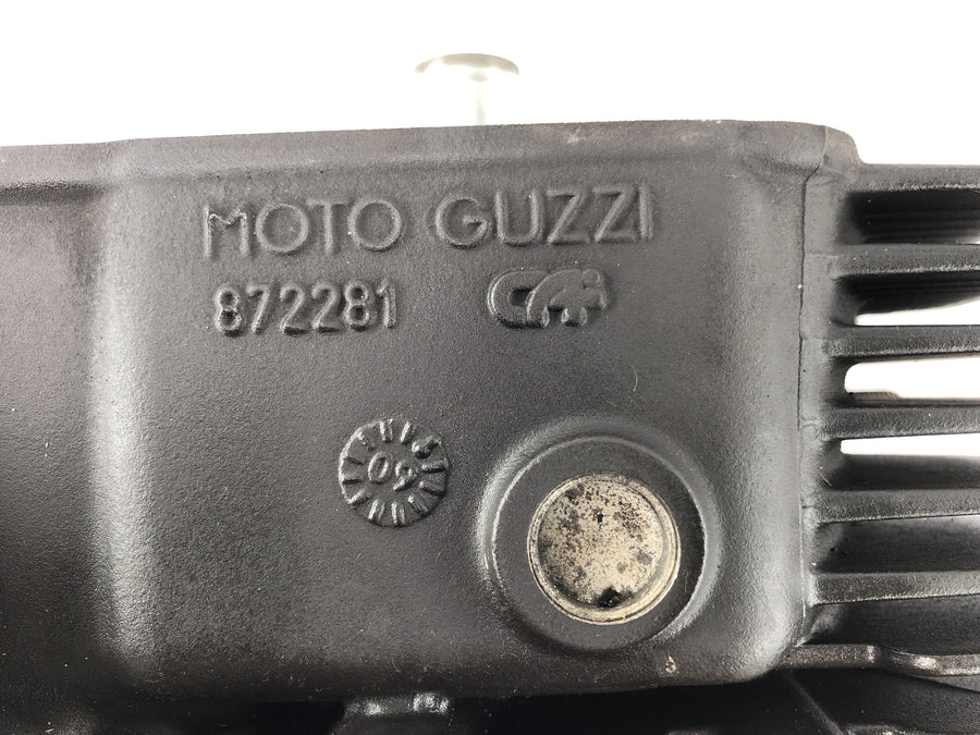 Moto Guzzi Stelvio 1200 4V [2009] - hlava válce vlevo