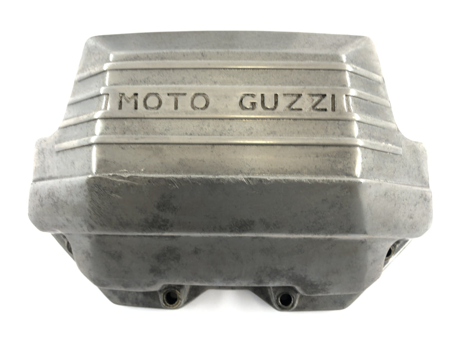 Moto Guzzi 850 Le Mans 3 VF [1986] - víko ventilu vpravo a vlevo