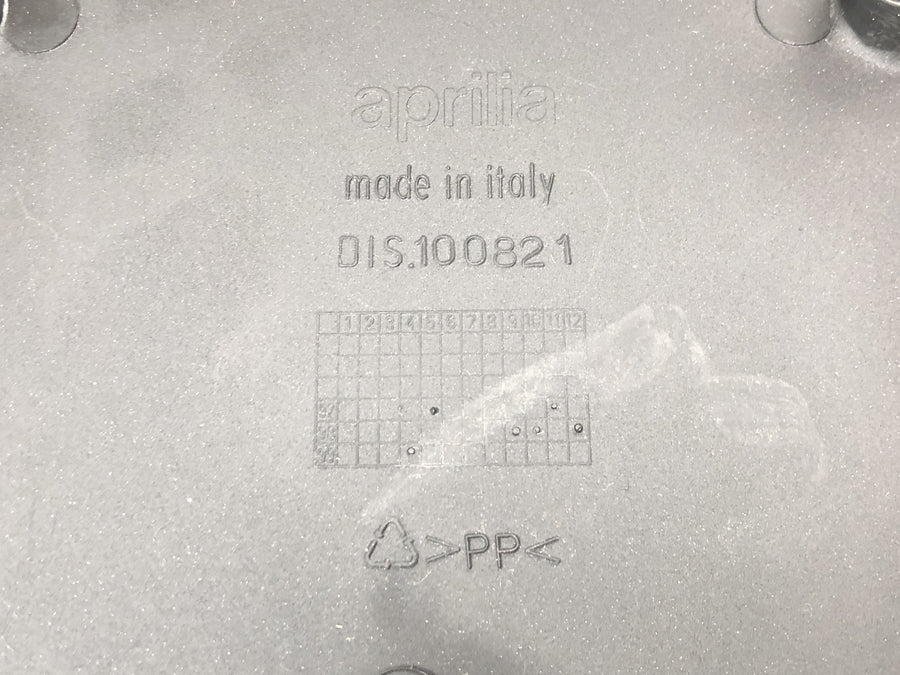 Aprilia Mille RSV 1000 ME [1999] - Zadní spodní část bateriového boxu držák zadního rámu