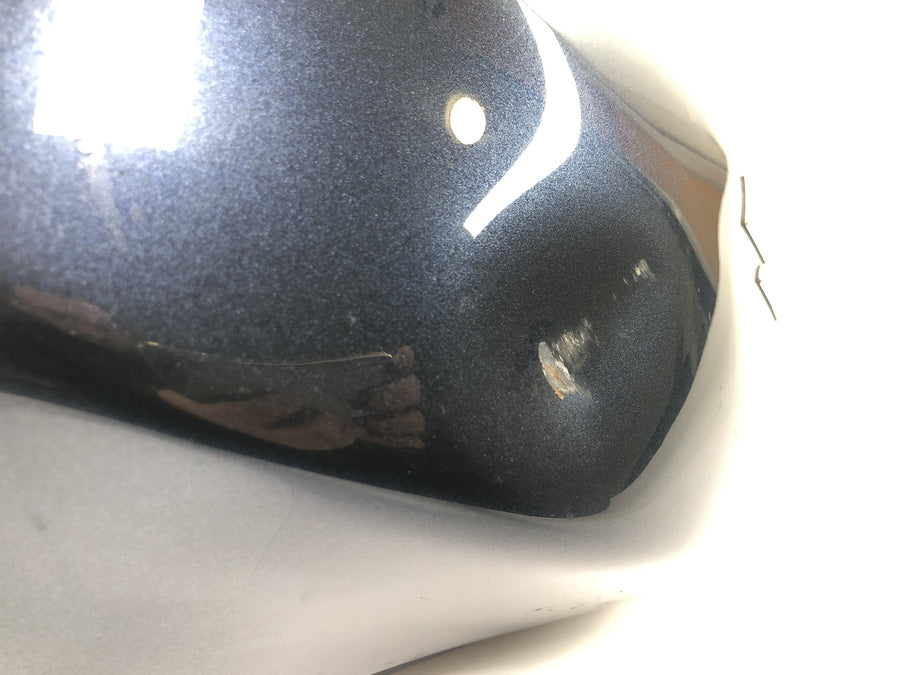 Suzuki GSF 1250 SA Bandit WVCH [2007] - Zásobník palivové nádrže benzínové nádrže s promáčknutím