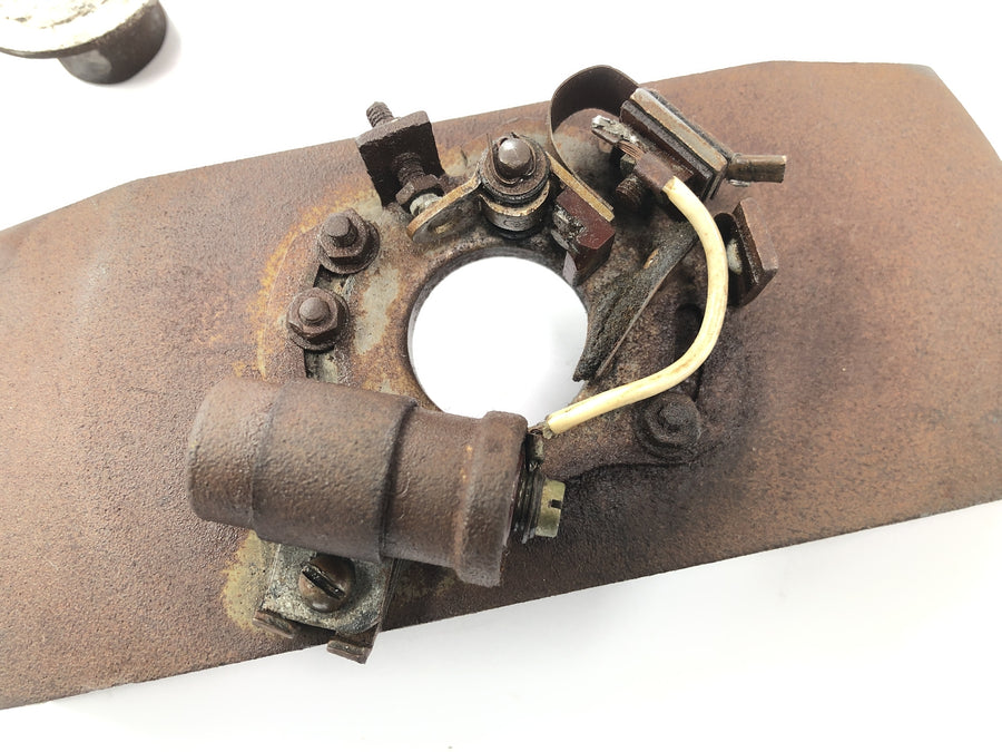 DKW NZ 250 [1938] - magnet zapalování s přerušovačem zapalování mechanismu rozdělovače