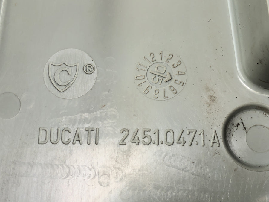 Ducati Monster SR2 800 M4 [2006] - kryt rozvodového řemene kryt rozvodového řemene kryt motoru