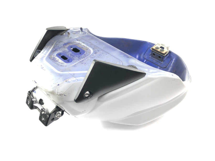 Yamaha YZF R1 RN04 [2001] - Palivová nádrž benzínová nádrž