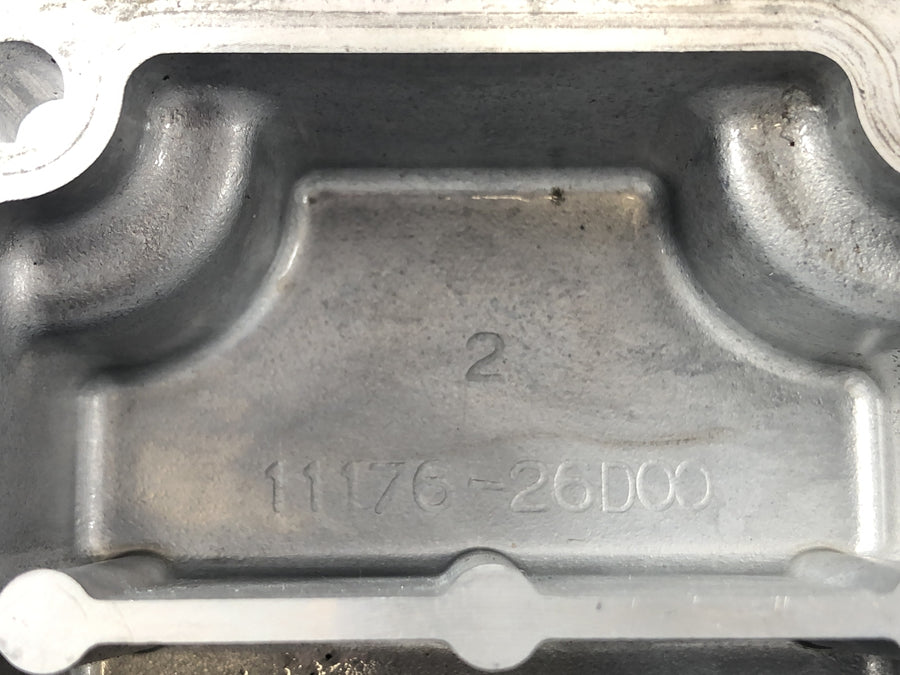 Suzuki GSF 1200 S Bandit WVA9 [2003] - Víko motoru ventilačního ventilu motoru