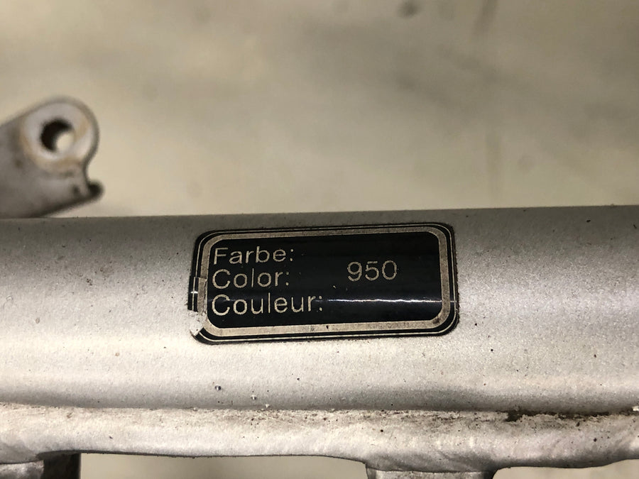 BMW R 1200 GS R12 K25 [2004] - rám s papíry hlavní rám zadní rám podvozku