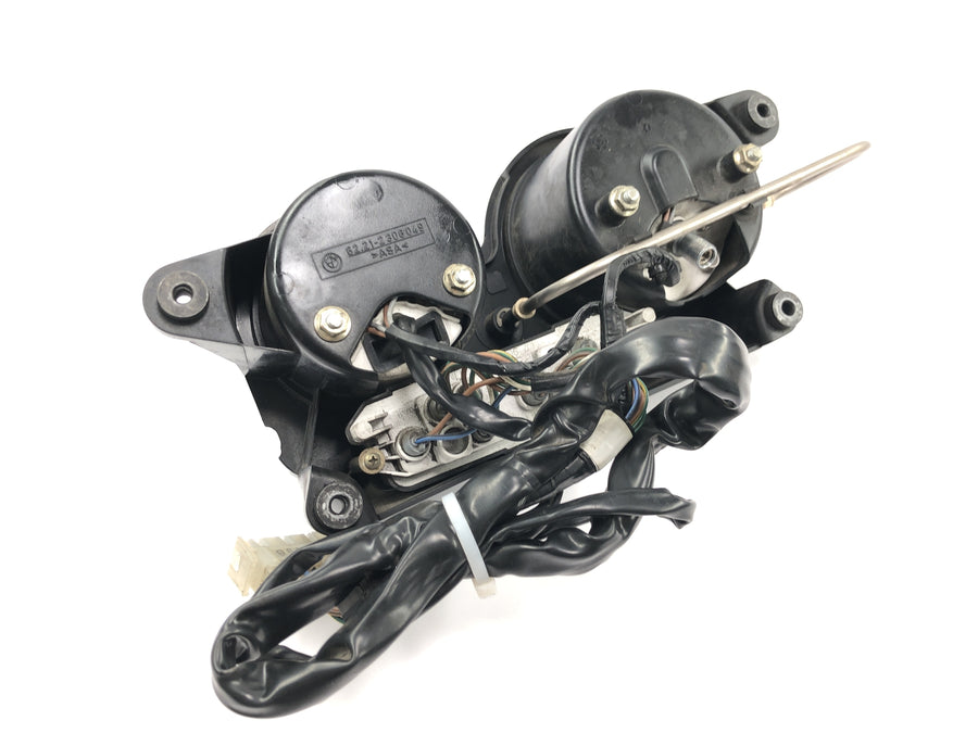 BMW R 1100 RT 259 [1999] - Tachometr v kokpitu přístrojové desky rychloměr