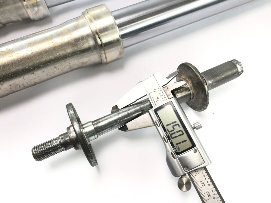 Kawasaki KX 250 [1982] - Fork Telegabel s Teleskopickým vidličkou Axis Front Fork