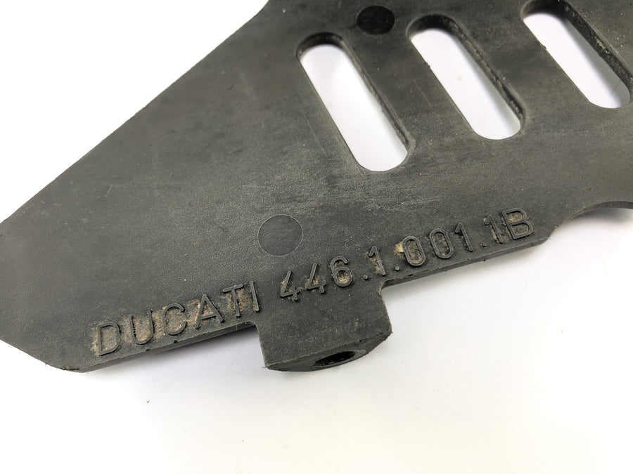 Ducati 900 SS [1991] - Ochrana řetězce