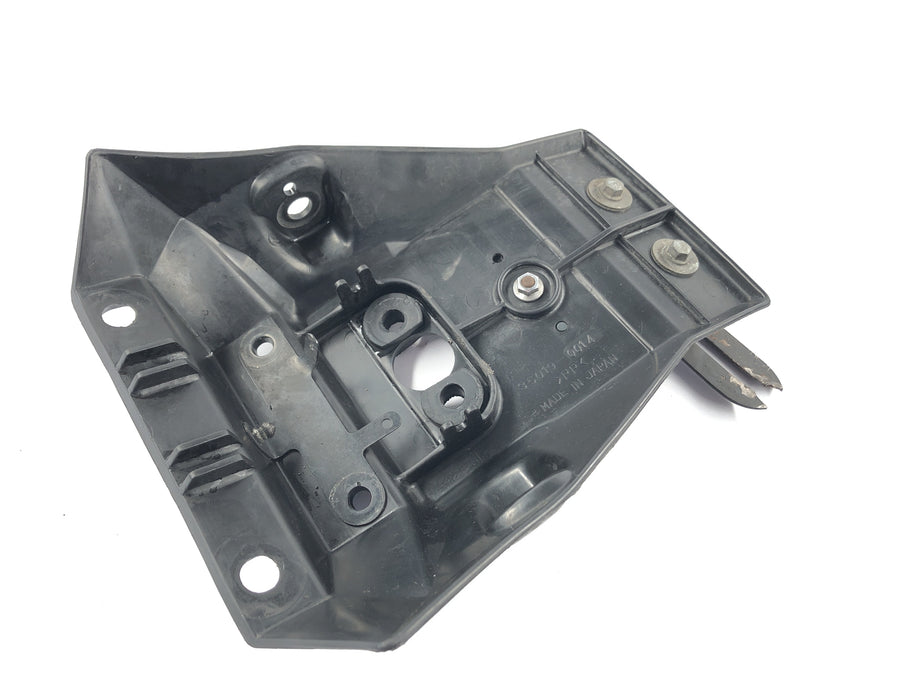 Kawasaki VN 1600 průměrný pruh VNT60B [2005] - Splash Protection Zadní opláštění