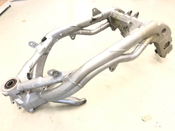 Triumph Daytona 955i T595 [1999] - rám s papíry