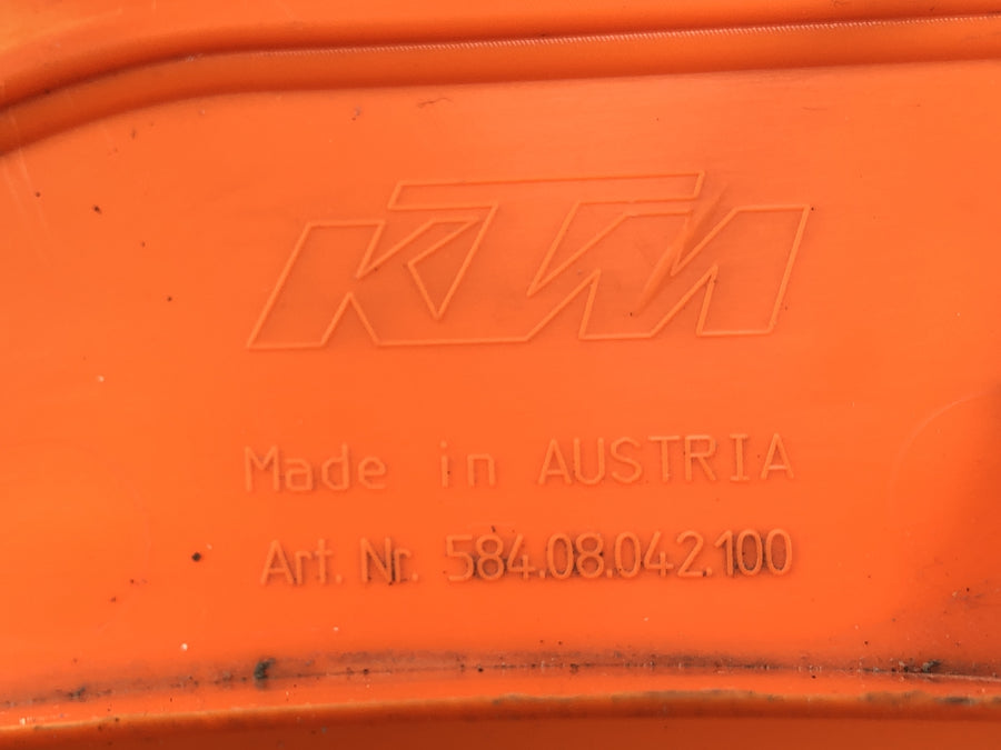 KTM LC4 640 EGS [2004] - Boční opláštění