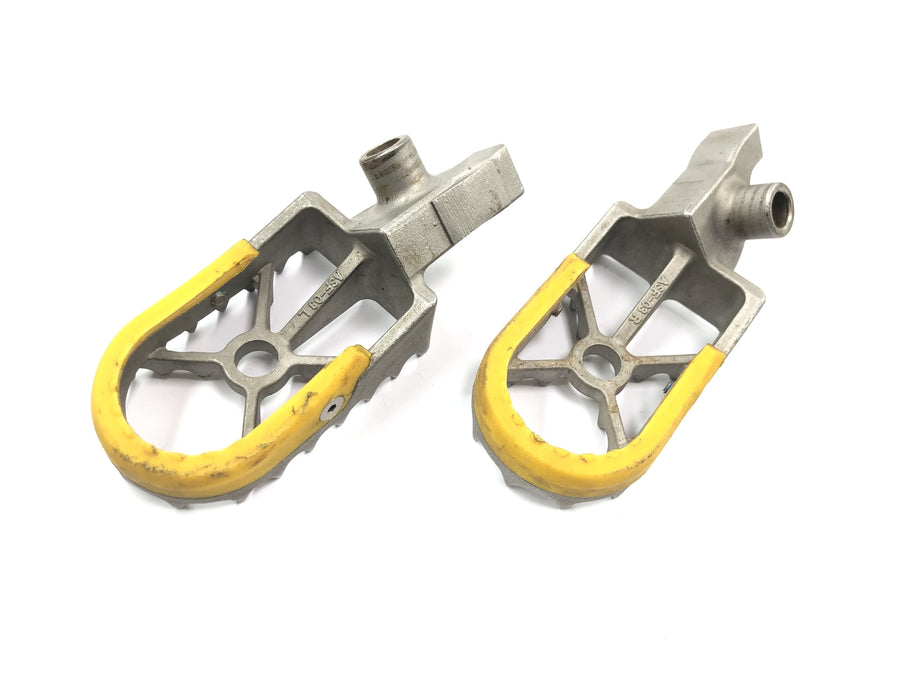 Suzuki RM Z 250 RJ41A [2007] - Stupačky Stupačky řidiče pár hliník