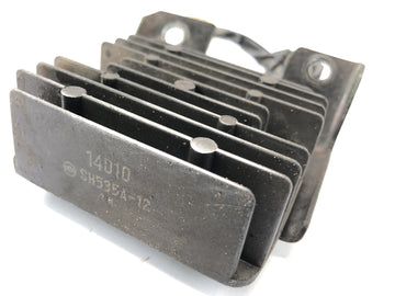 Suzuki Dr 350 SK42B [1991] - Regulátor regulátoru napětí