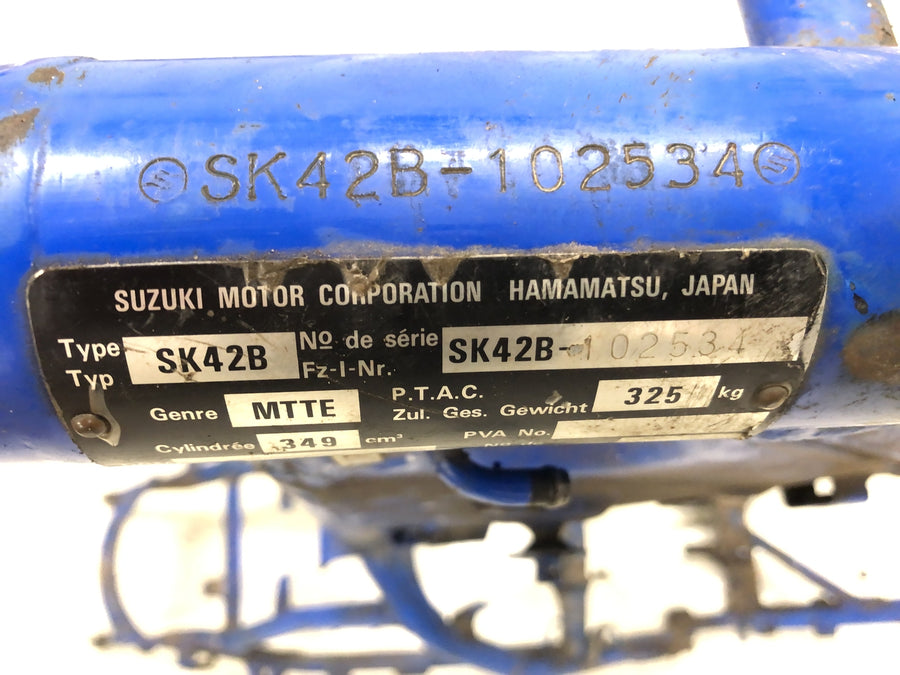 Suzuki DR 350 SK42B [1991] - rám s papíry
