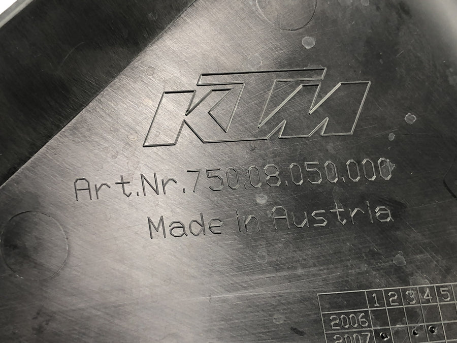 KTM Duke 690 A3 [2012] - Kryt kapotáže levého bočního panelu