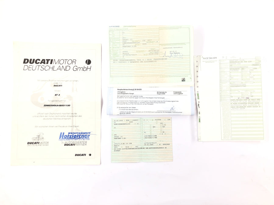 Ducati ST3 S3 [2004] - Rám hlavního rámu s papíry