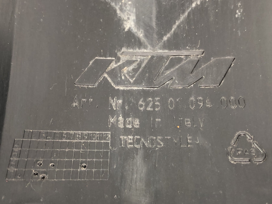KTM 950 SM LC8 [2008] - Fender na ochraně předních vidliček