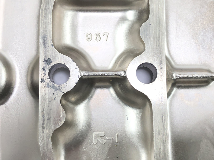 Kawasaki VN 1600 Classic VNT60A [2007] - přední kryt ventilů kryt hlavy válců chrom