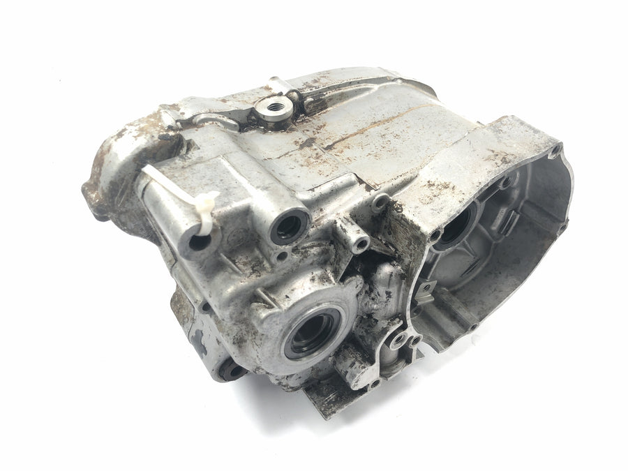 Yamaha DT 175 2K4 [1982] - Skříň motoru poloviny skříně klikové skříně bloku motoru