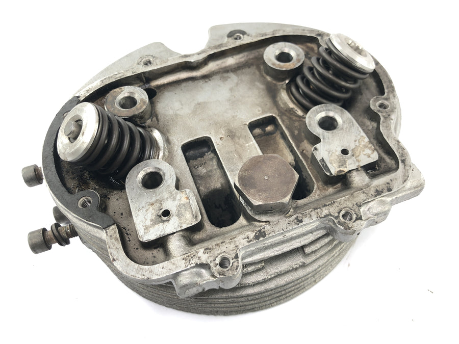 Moto Guzzi V7 Special [1971] - Hlava válců levá hlava ventilu hlava motoru hlava válců motoru