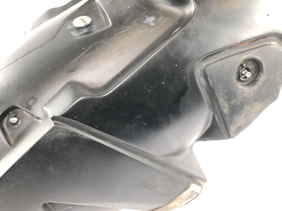 KTM 640 LC4 EGS [1999] - Ulomené šrouby kapotáže benzínové nádrže