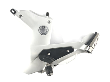 Moto Guzzi Norge 1200 [2006] - Deska Footrest vlevo