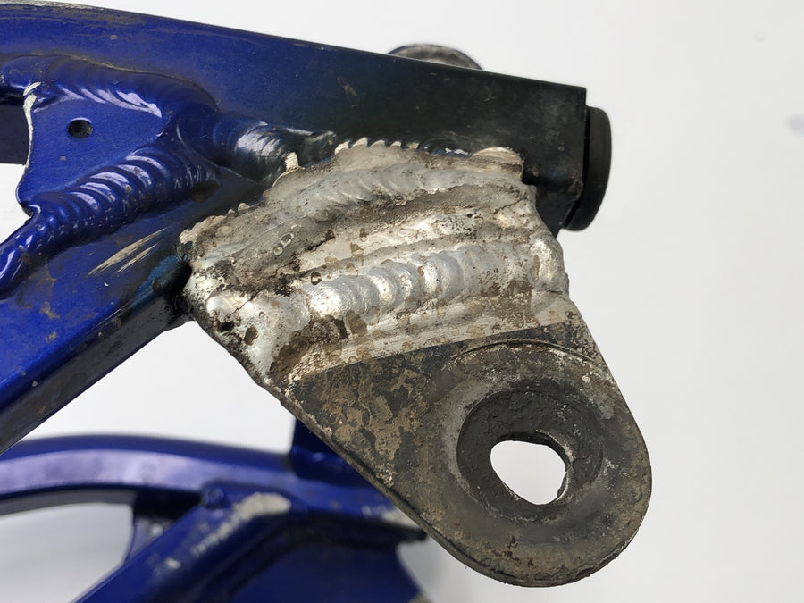 Yamaha YZ 426 F [2000] - Pomocný rám zadního rámu zadní rám