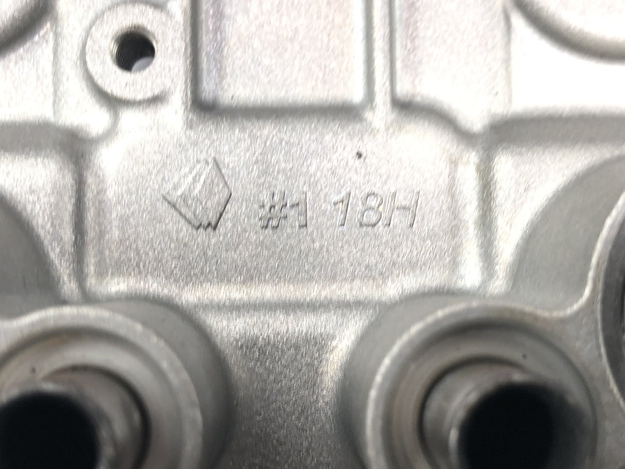 Suzuki GSF 1250 SA Bandit WVCH [2007] - Víko ventilů víko hlavy válců
