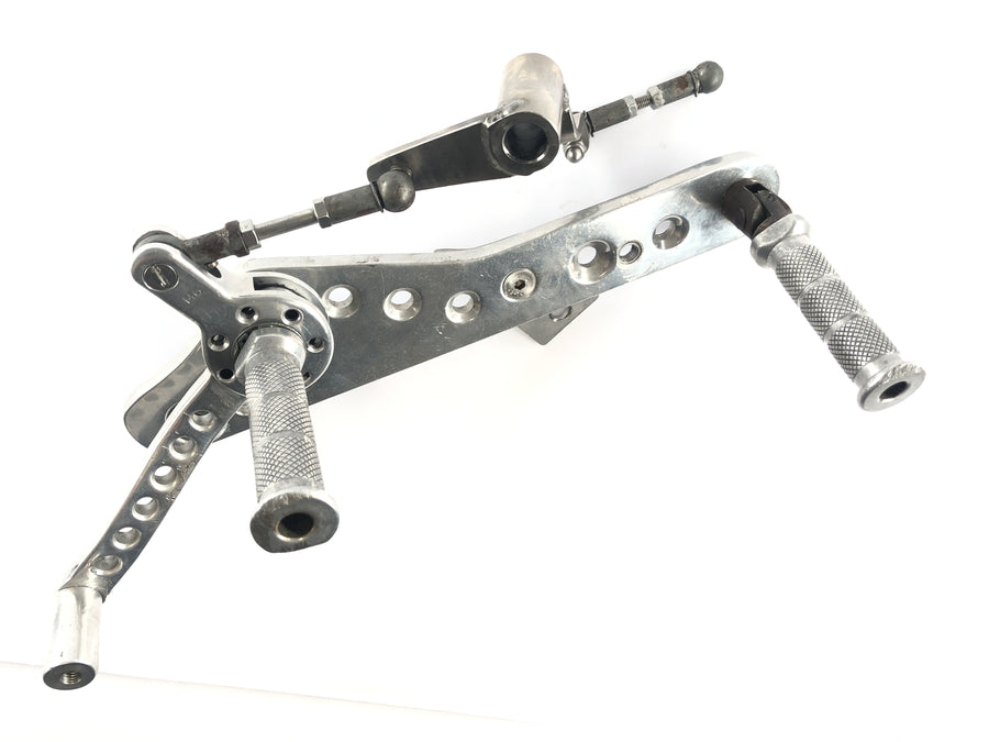 Moto Guzzi 850 Le Mans 3 VF [1986] - Curychen Footrest Complex
